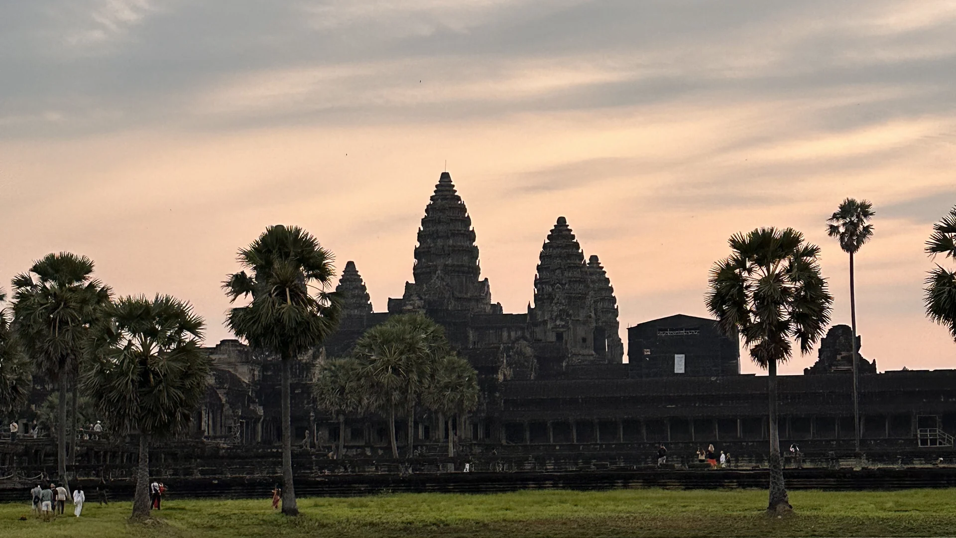Come visitare Angkor Wat: quanti giorni, che pass e come muoversi