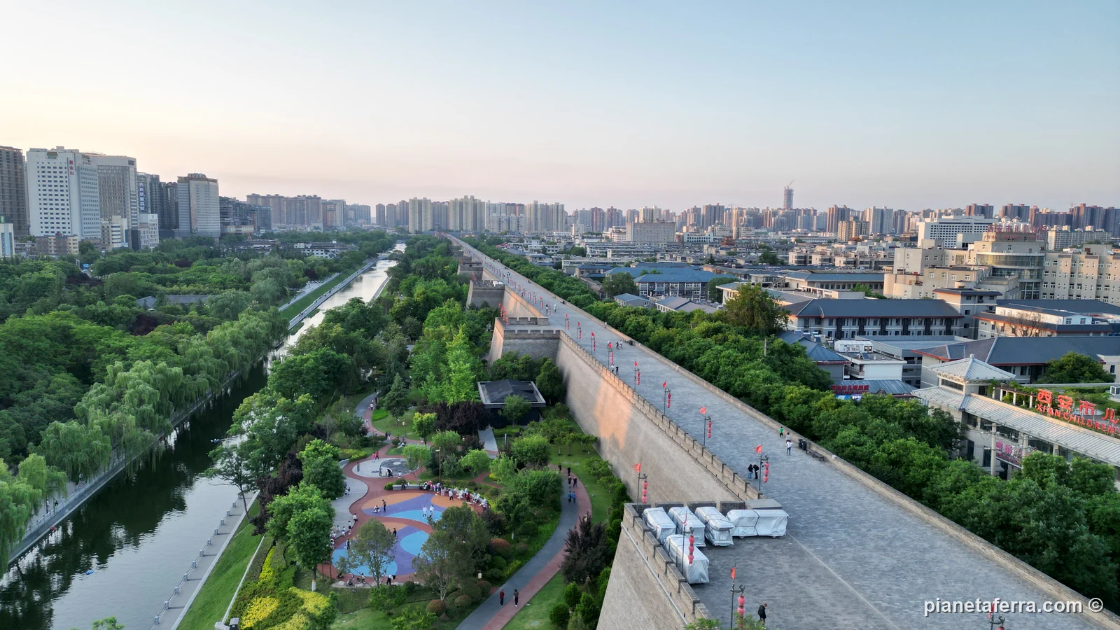 Le mura di Xi'an viste dall'alto con il mio drone