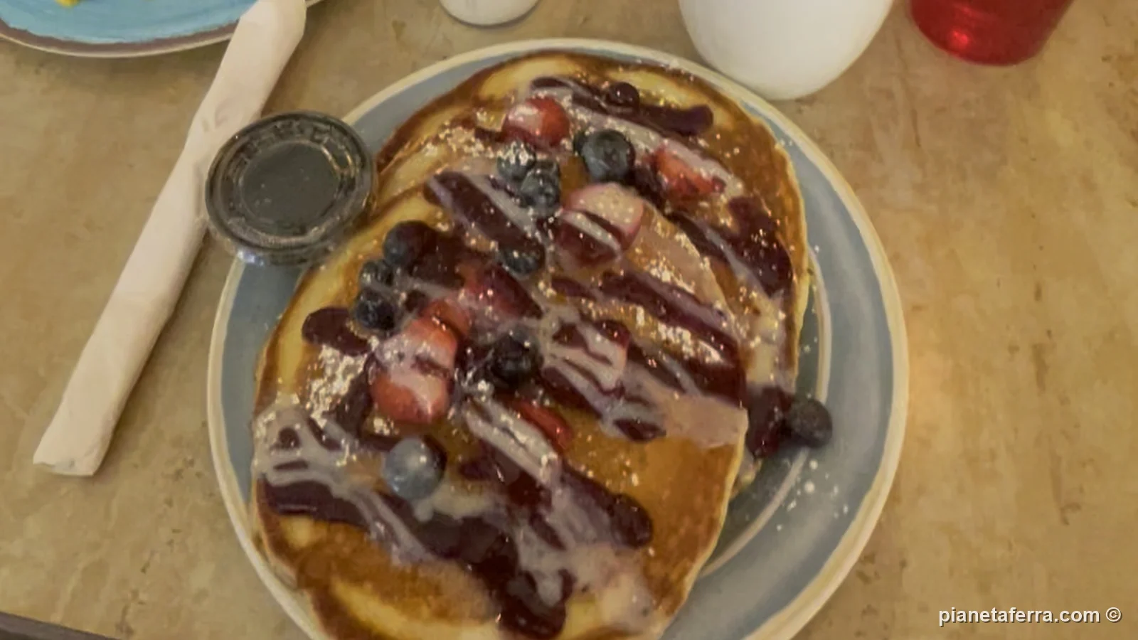 I pancake con i frutti di bosco del brunch a Downtown Las Vegas, a febbraio 2022