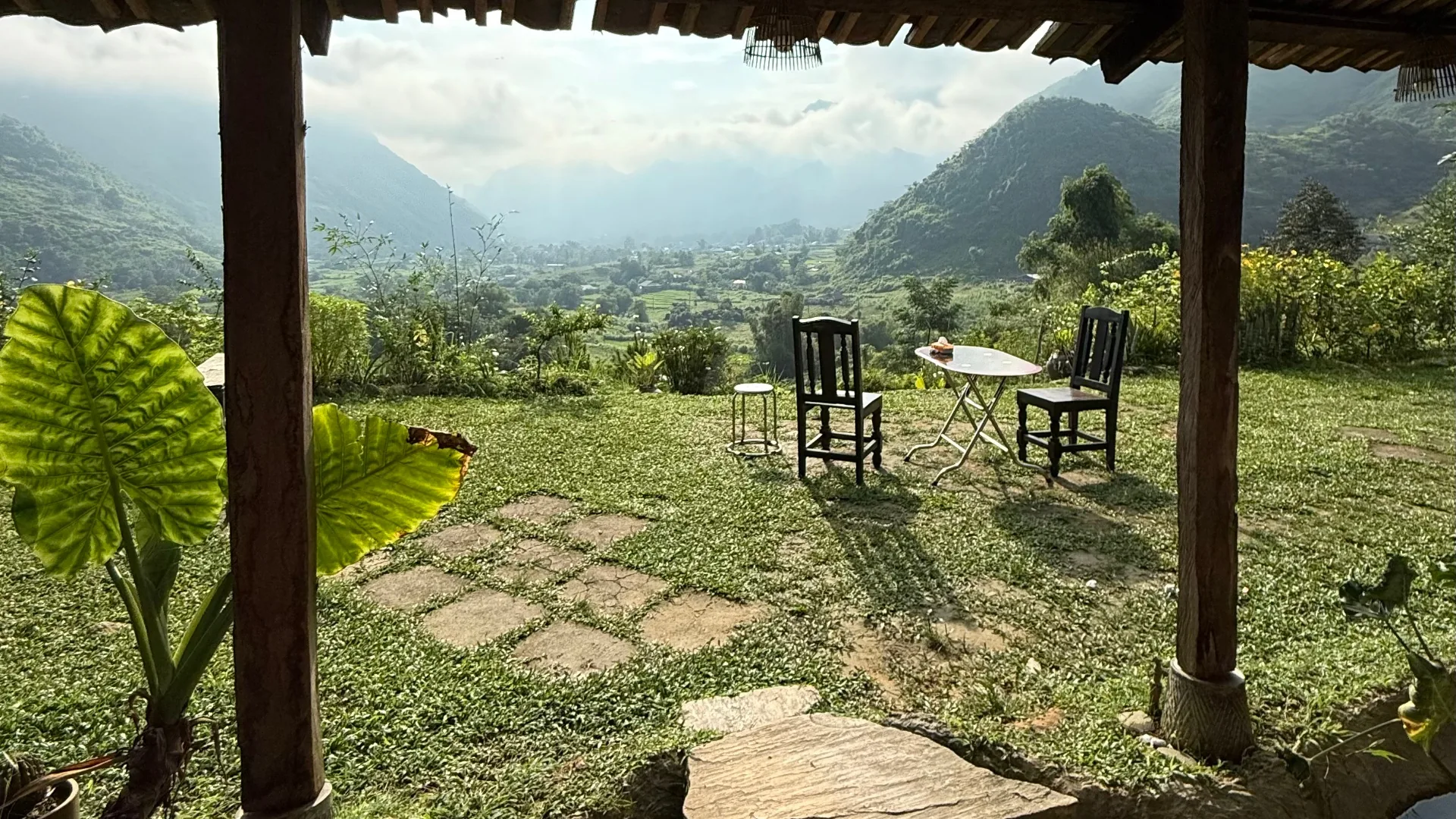 Homestay con vista sulle montagne durante l'Ha Giang Loop in Vietnam