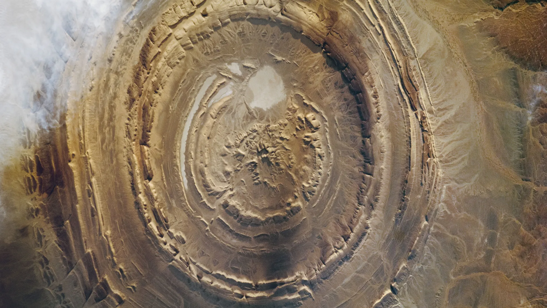 Occhio del Sahara in Mauritania: com'è davvero visto da terra