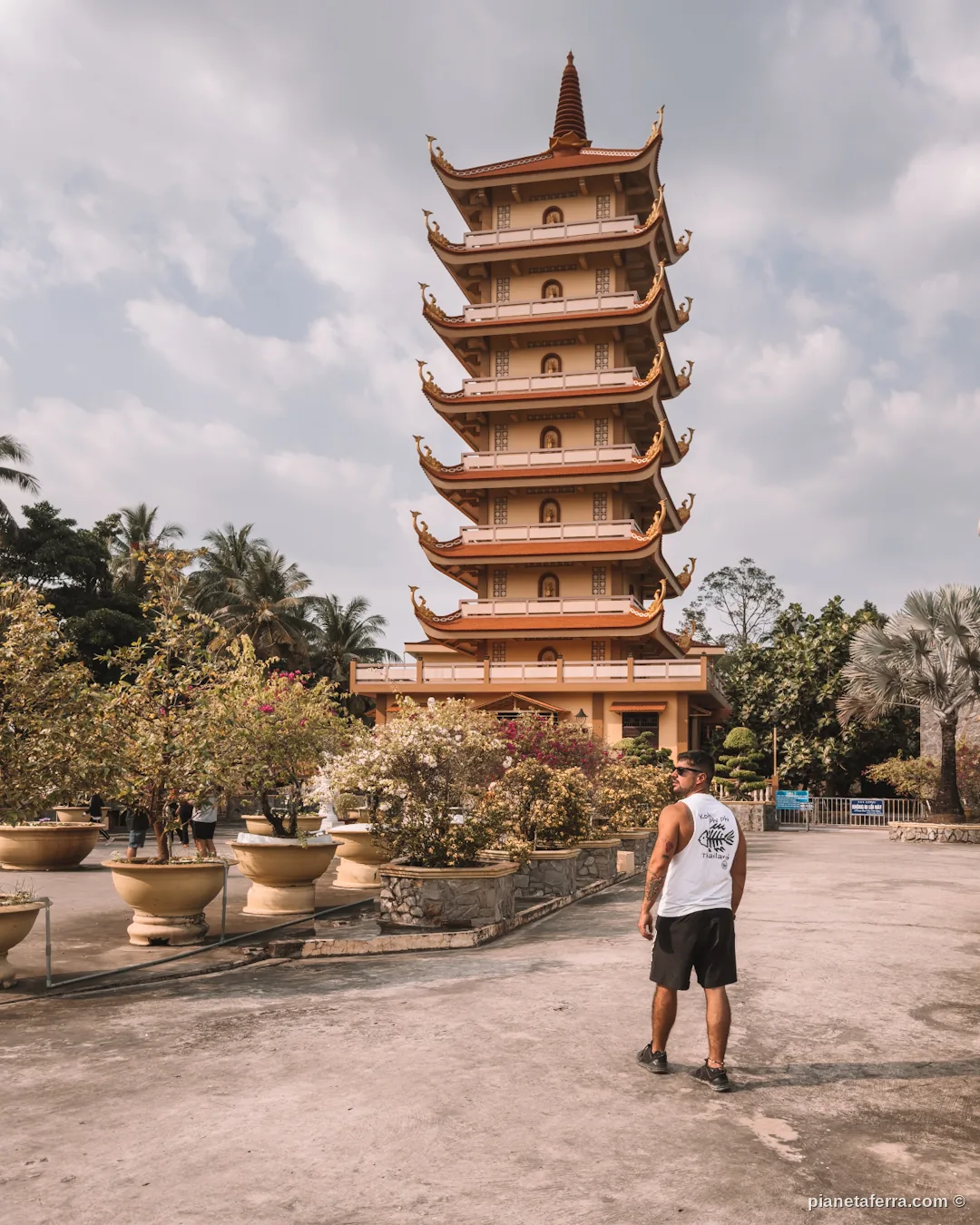 Pagoda Vinh Trang nel Delta del Mekong, sud Vietnam